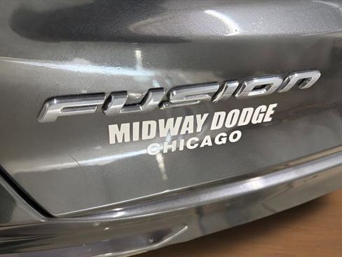 Used 2020 Ford Fusion SE FWD image 8