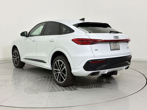 New 2026 Audi Q5 Premium Plus image 3