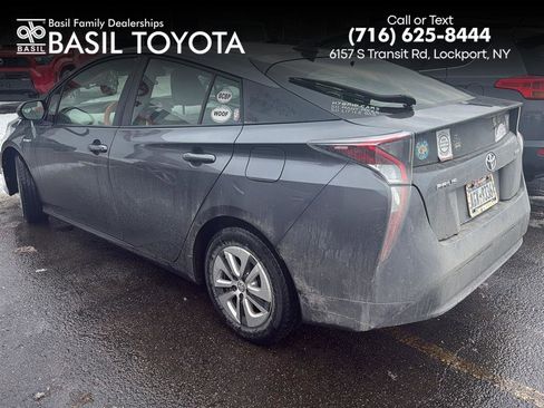 Used 2016 Toyota Prius Three image 1