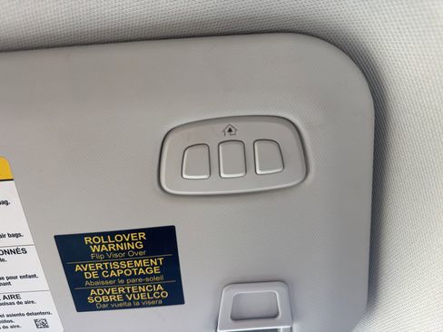 Certified 2024 Ford Escape Platinum w/ Premium Technology Package image 37