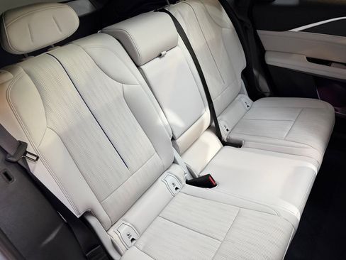 New 2026 Cadillac Lyriq Sport image 46