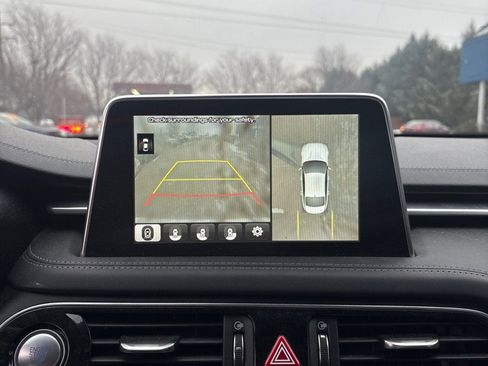 Used 2019 Genesis G70 3.3T Advanced w/ Prestige Package image 12