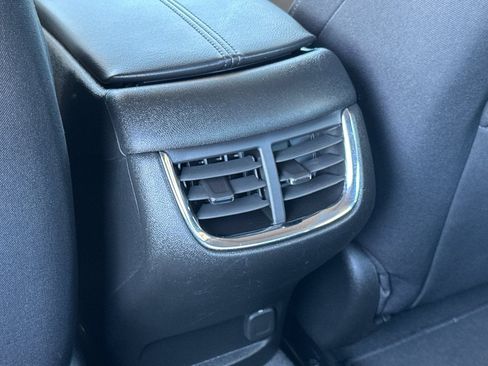 Used 2023 Chevrolet Malibu LT FWD image 20