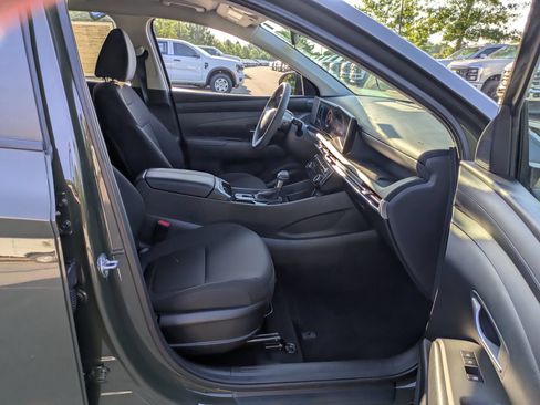 Used 2025 Hyundai Tucson SEL FWD image 37