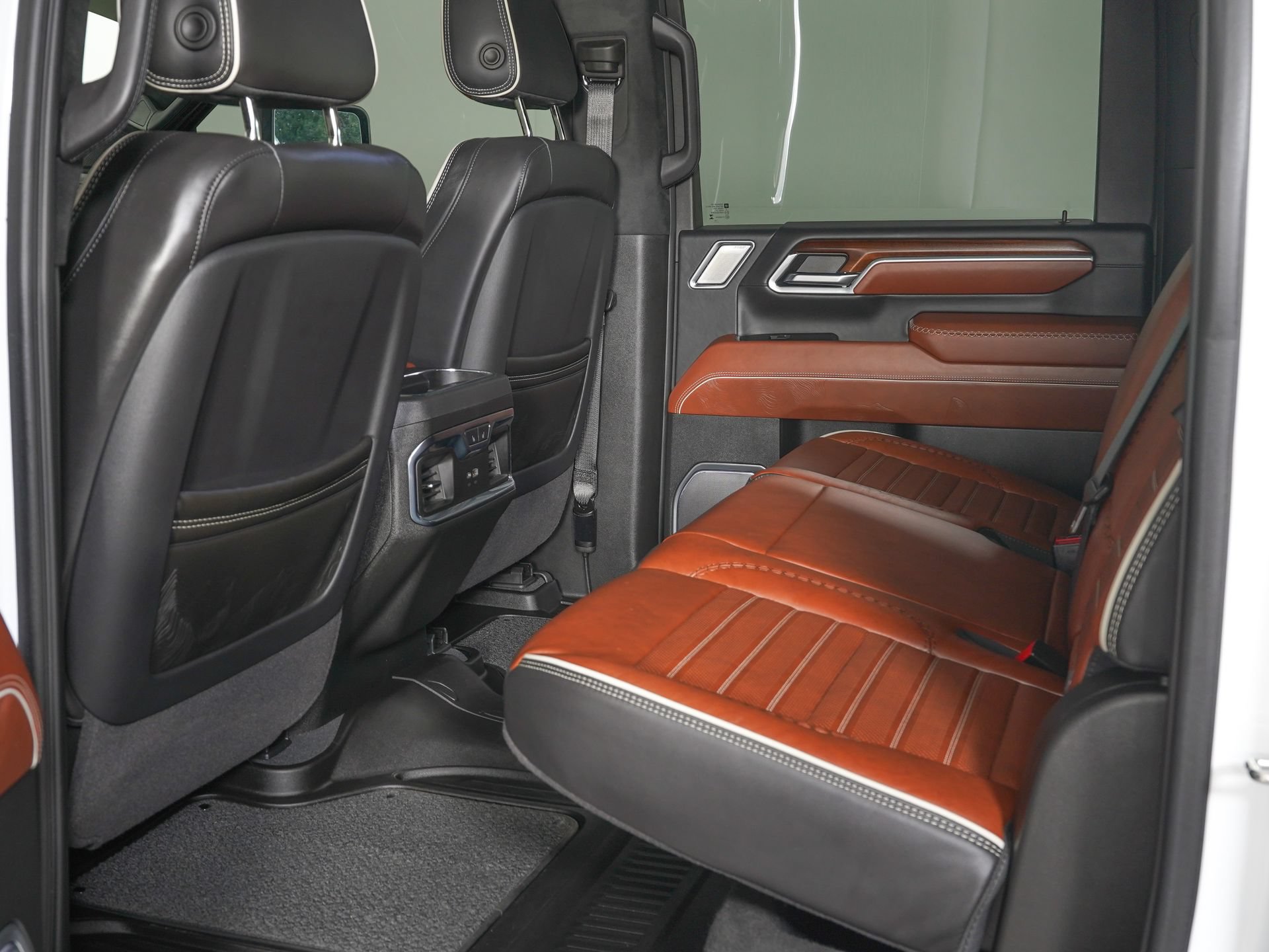 Used 2025 GMC Sierra 2500 Denali Ultimate AWD/4WD image 12