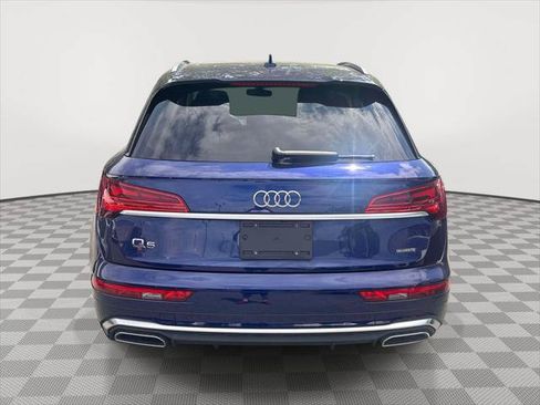 Used 2023 Audi Q5 2.0T Prestige w/ Prestige Package AWD/4WD image 3