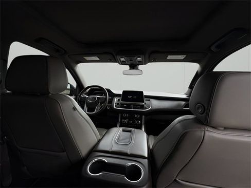 Used 2022 GMC Yukon SLT w/ SLT Luxury Package image 17