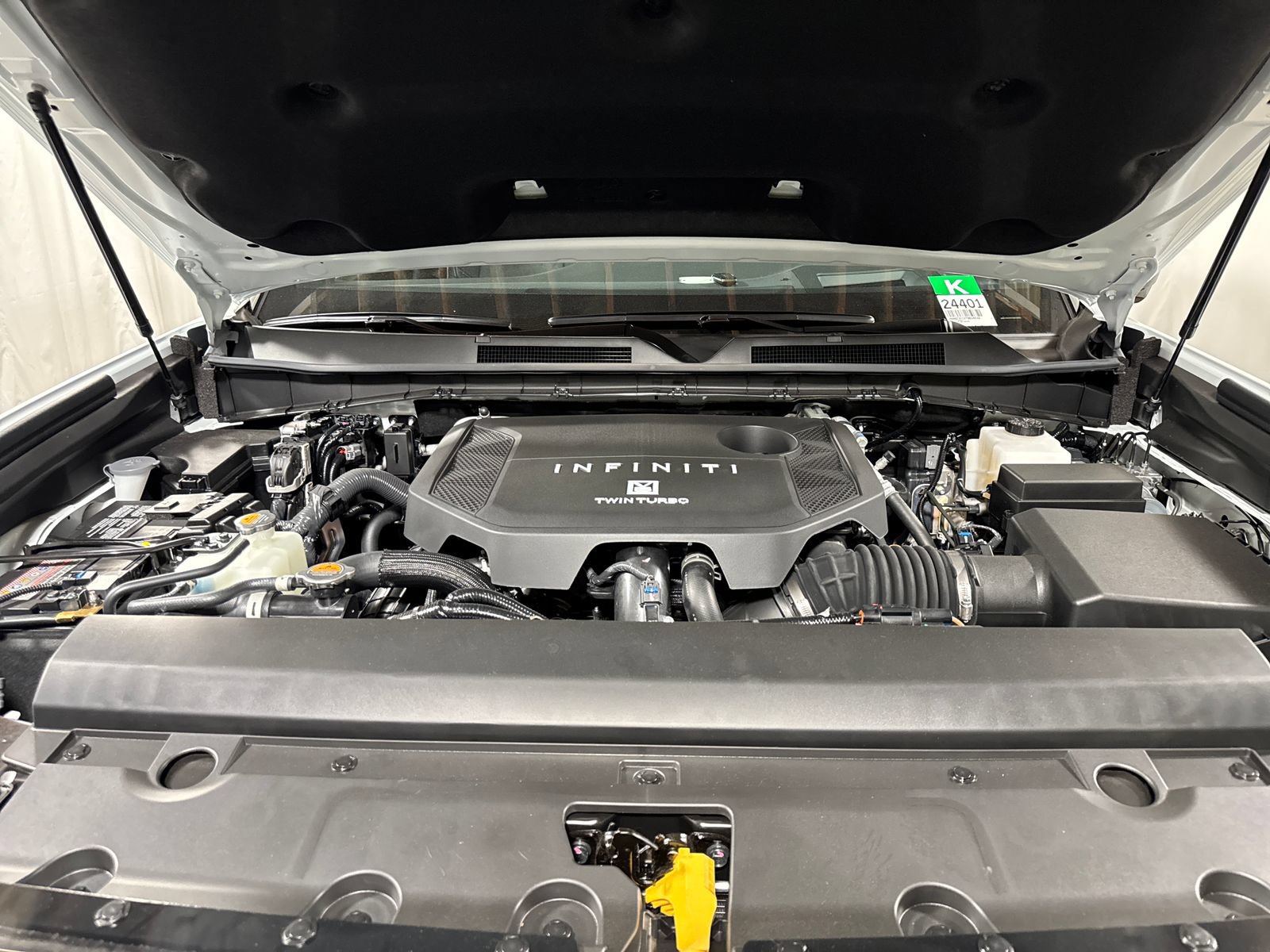 New 2026 INFINITI QX80 Autograph AWD/4WD image 34