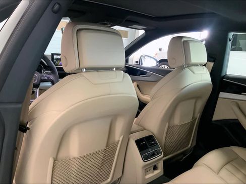 Certified 2025 Audi A5 2.0T Premium Plus w/ Convenience Plus Package image 11