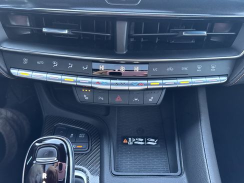 Used 2022 Cadillac CT5 V w/ Cold Weather Package image 18