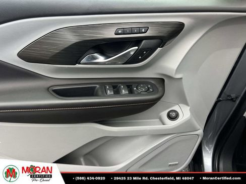Used 2020 GMC Terrain SLT w/ Preferred Package AWD/4WD image 17