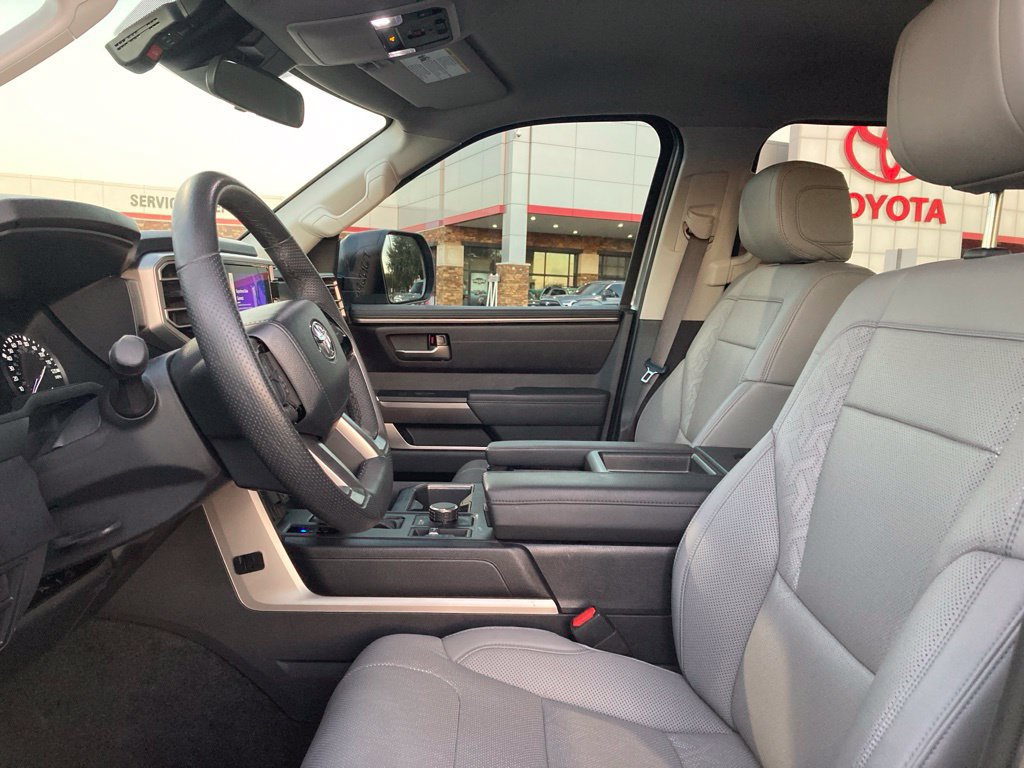 Used 2024 Toyota Tundra SR5 w/ SR5 Premium Package AWD/4WD image 9