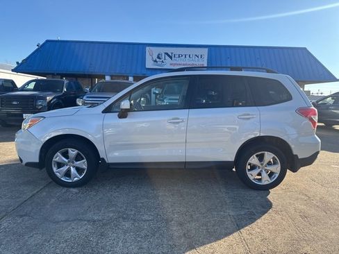 Used 2015 Subaru Forester 2.5i Premium w/ All-Weather Package image 8