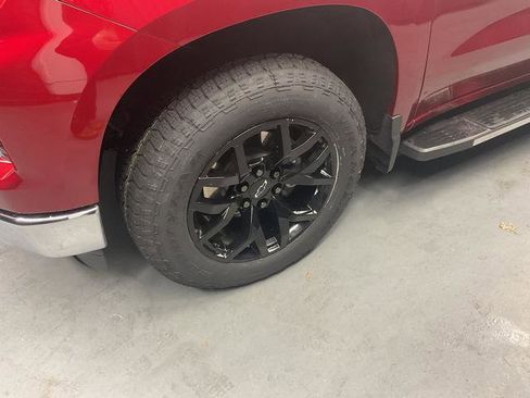 Used 2025 Chevrolet Silverado 1500 LTZ w/ LTZ Premium Package image 3