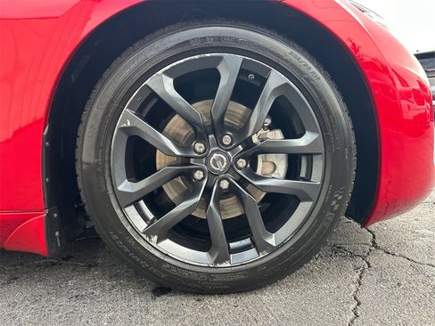 Used 2019 Nissan 370Z Touring image 13