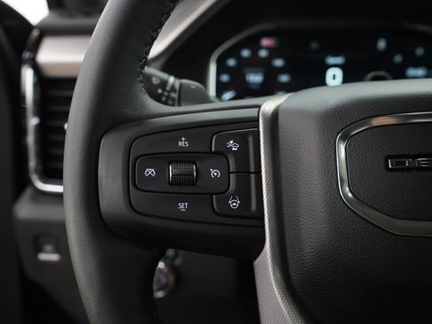 Used 2026 GMC Sierra 1500 Denali AWD/4WD image 28