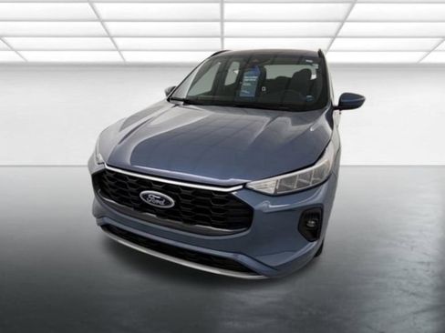 Certified 2023 Ford Escape ST-Line Select w/ Tech Pack #1 image 2