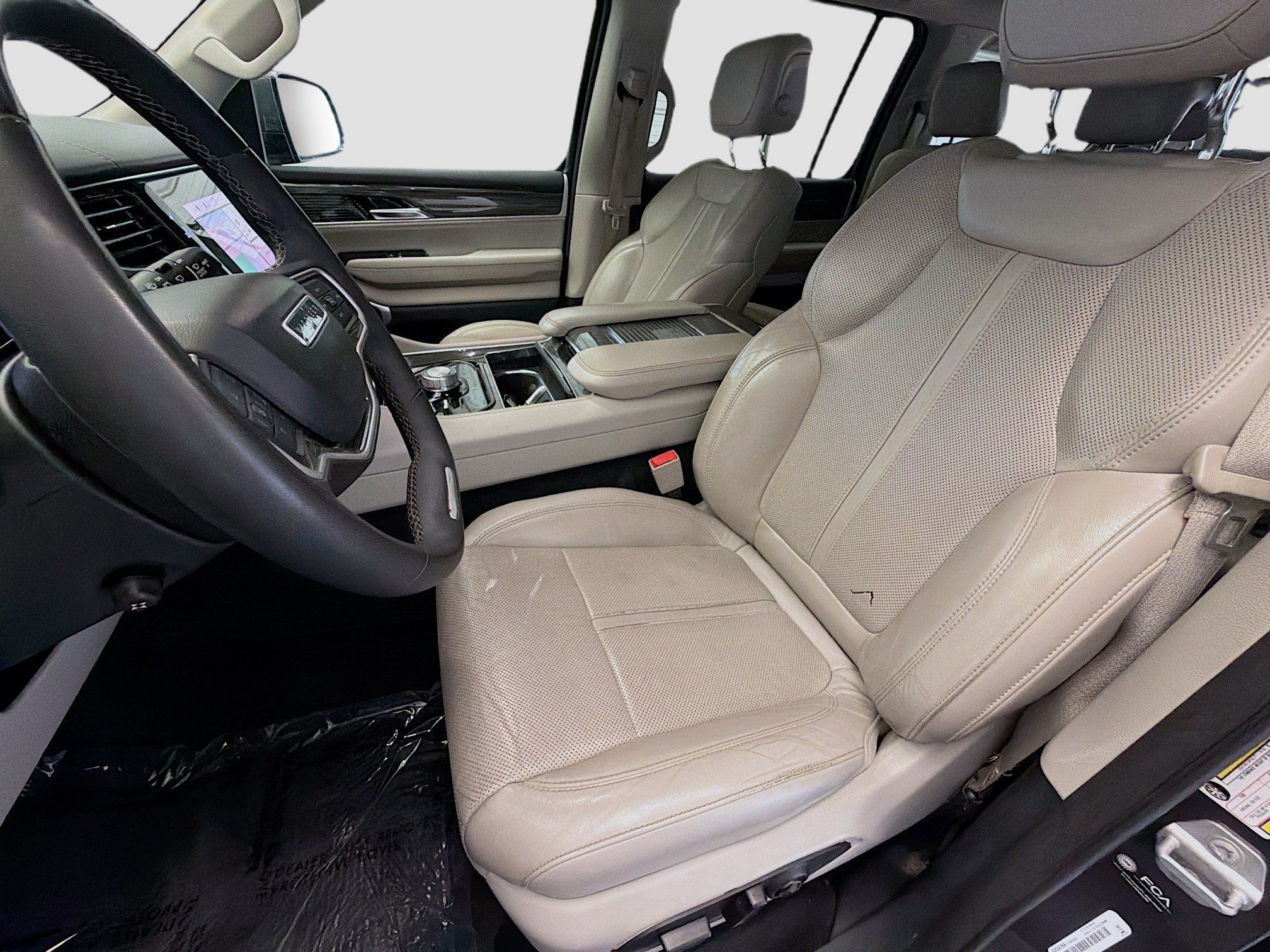 Used 2022 Jeep Wagoneer Series II AWD/4WD image 11