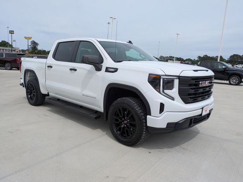 Used 2026 GMC Sierra 1500 Pro w/ Graphite Edition image 1