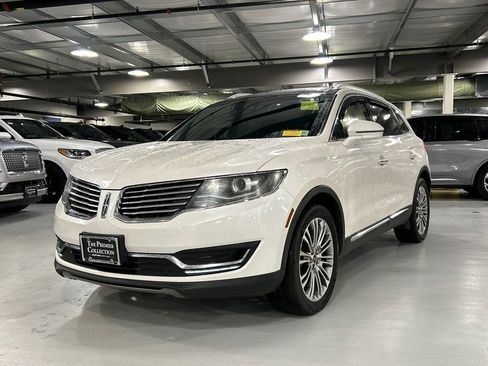 Used 2017 Lincoln MKX Reserve w/ Lincoln MKX Climate Package AWD/4WD image 5