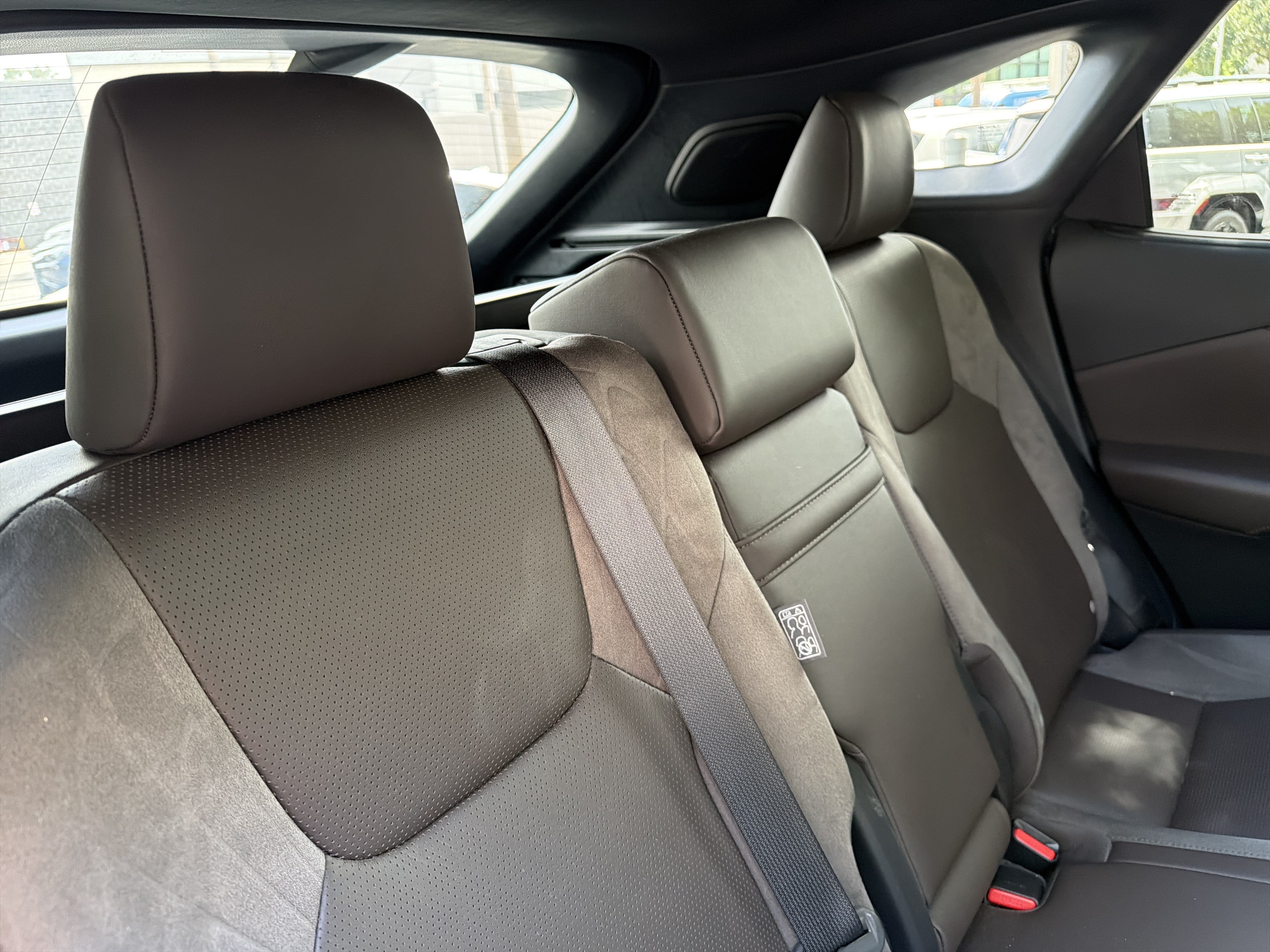 Certified 2024 Lexus RX 350 AWD w/ Convenience Package image 38