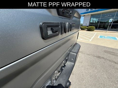 Used 2024 GMC Sierra 2500 AT4X AWD/4WD image 5