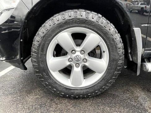 Used 2014 RAM 1500 Express image 3