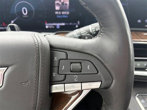 Certified 2023 Cadillac Escalade Sport Platinum w/ LPO, ONYX Package image 29