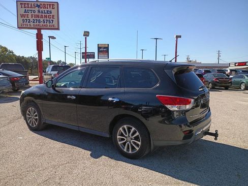 Used 2015 Nissan Pathfinder S image 6