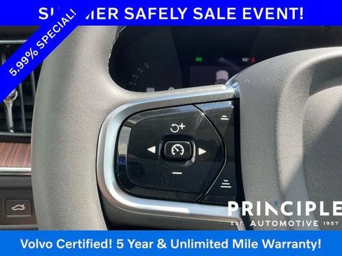 Certified 2024 Volvo XC60 B5 Plus w/ Protection Package Premier AWD/4WD image 27
