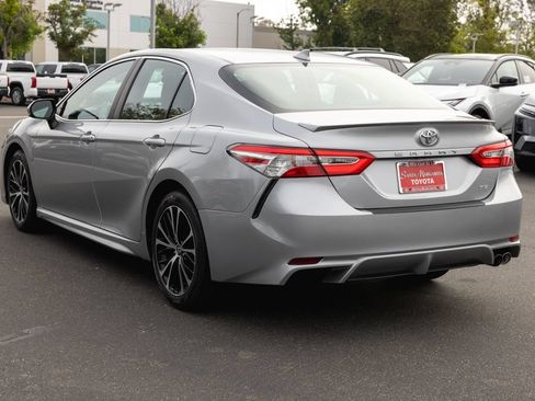 Certified 2020 Toyota Camry SE FWD image 7