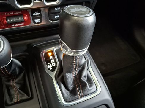 Used 2023 Jeep Wrangler Unlimited Rubicon 392 AWD/4WD image 15