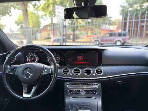Used 2018 Mercedes-Benz E 300 w/ Premium 1 Package image 11