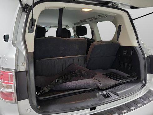 Used 2018 Nissan Armada SV w/ Driver Package image 7