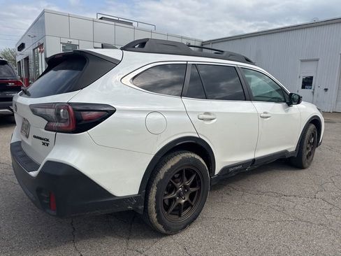 Used 2020 Subaru Outback Onyx Edition XT AWD/4WD image 3