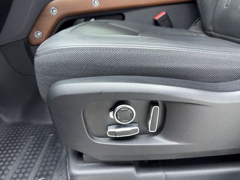 Used 2024 Land Rover Defender 130 X image 49