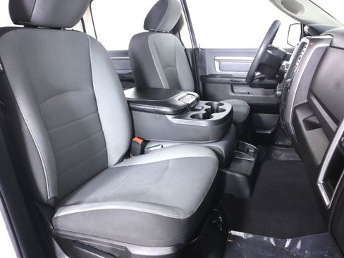 Used 2023 RAM 1500 Classic SLT AWD/4WD image 41