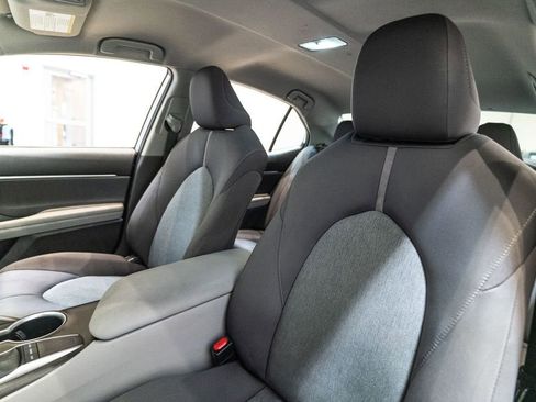 Used 2024 Toyota Camry LE FWD image 6