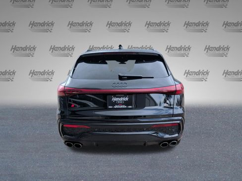 Used 2025 Audi SQ5 Premium Plus AWD/4WD image 9
