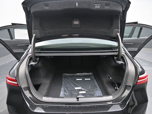 Certified 2025 BMW 530i 530i w/ Premium Package image 22