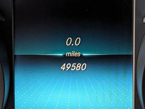 Used 2021 Mercedes-Benz GLC 300 4MATIC image 20