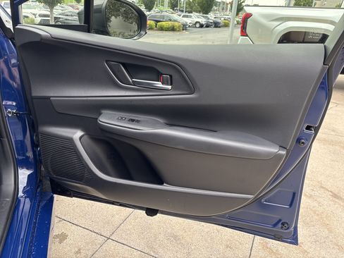 Used 2024 Toyota Prius Prime FWD image 29