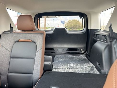 Certified 2024 Ford Bronco Sport Outer Banks w/ Tech Package image 30