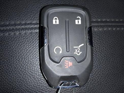 Used 2020 GMC Terrain SLT w/ Preferred Package FWD image 32