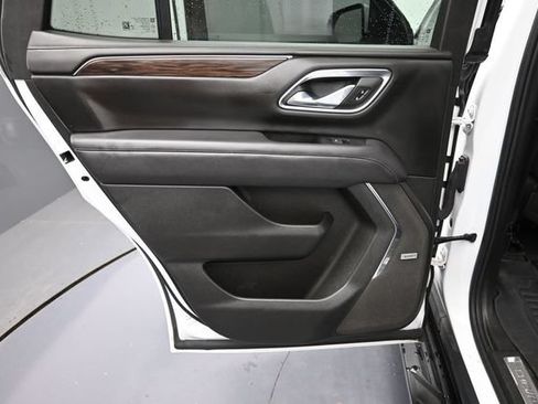 Used 2023 Chevrolet Tahoe LT RWD image 29