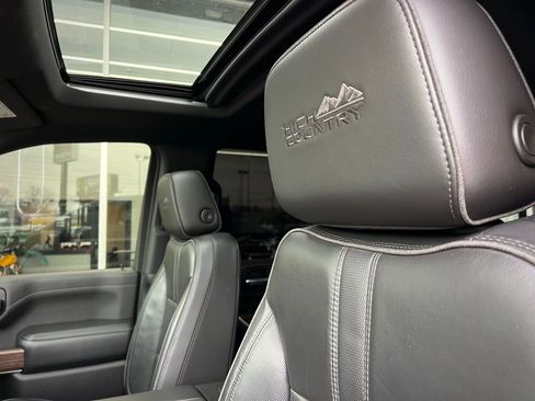 Used 2023 Chevrolet Silverado 3500 High Country image 45