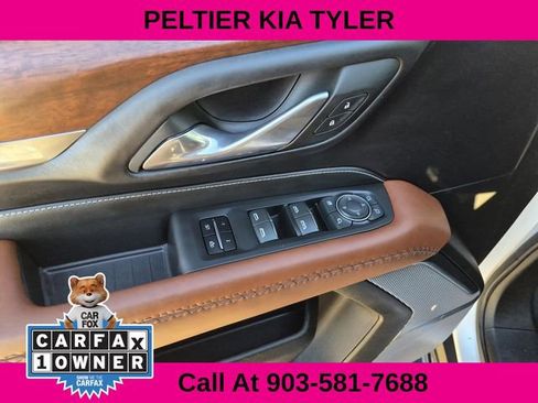 Used 2023 GMC Yukon Denali Ultimate image 29