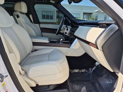 Used 2023 Land Rover Range Rover Long Wheelbase Autobiography AWD/4WD image 21