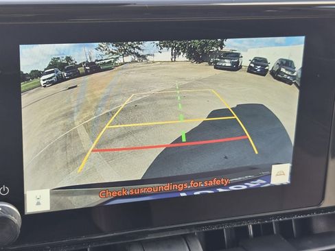 Used 2025 Toyota RAV4 XLE FWD image 19