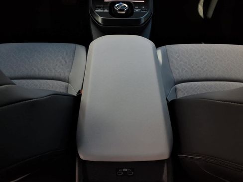 New 2026 Subaru Solterra AWD/4WD image 29